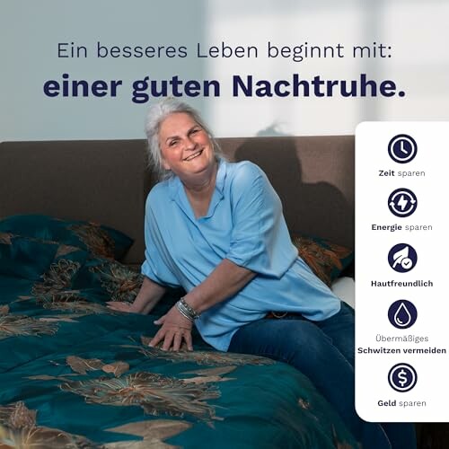 Frau auf einem Bett lächelnd